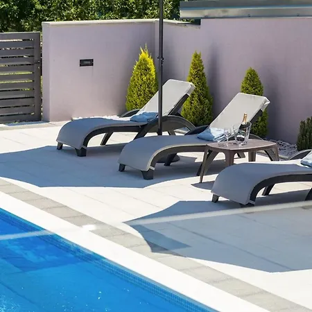 别墅 Paola 沃德年