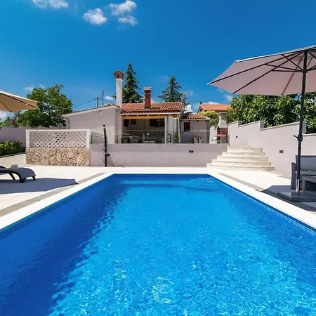 Holiday home Paola